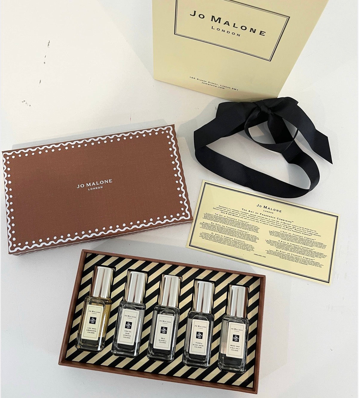 JO MALONE COLOGNE
COLLECTION BROWN BOX SET (5X9ML) WITH PAPER BAG &
RIBBON